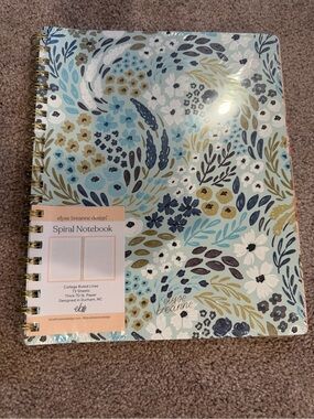 NWT Elyse Breanne Spiral Notebook College Ruled Floral Journal
